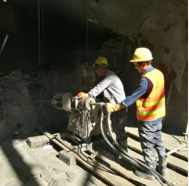 红古水下抗分散灌浆料特点 水下不分散注浆料介绍